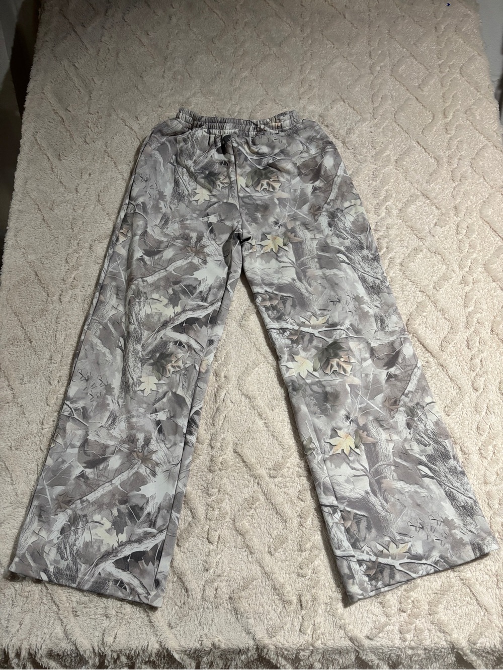 Shein camo sweatpants small